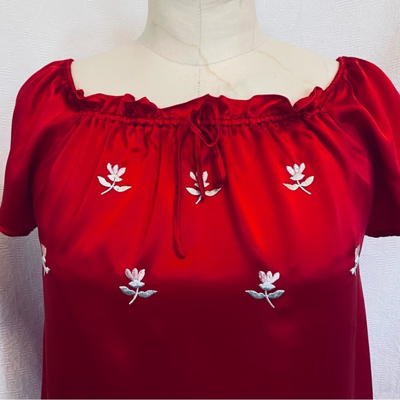 Pure silk cherry red dress/nightie cap sleeves - Picture 2 of 9